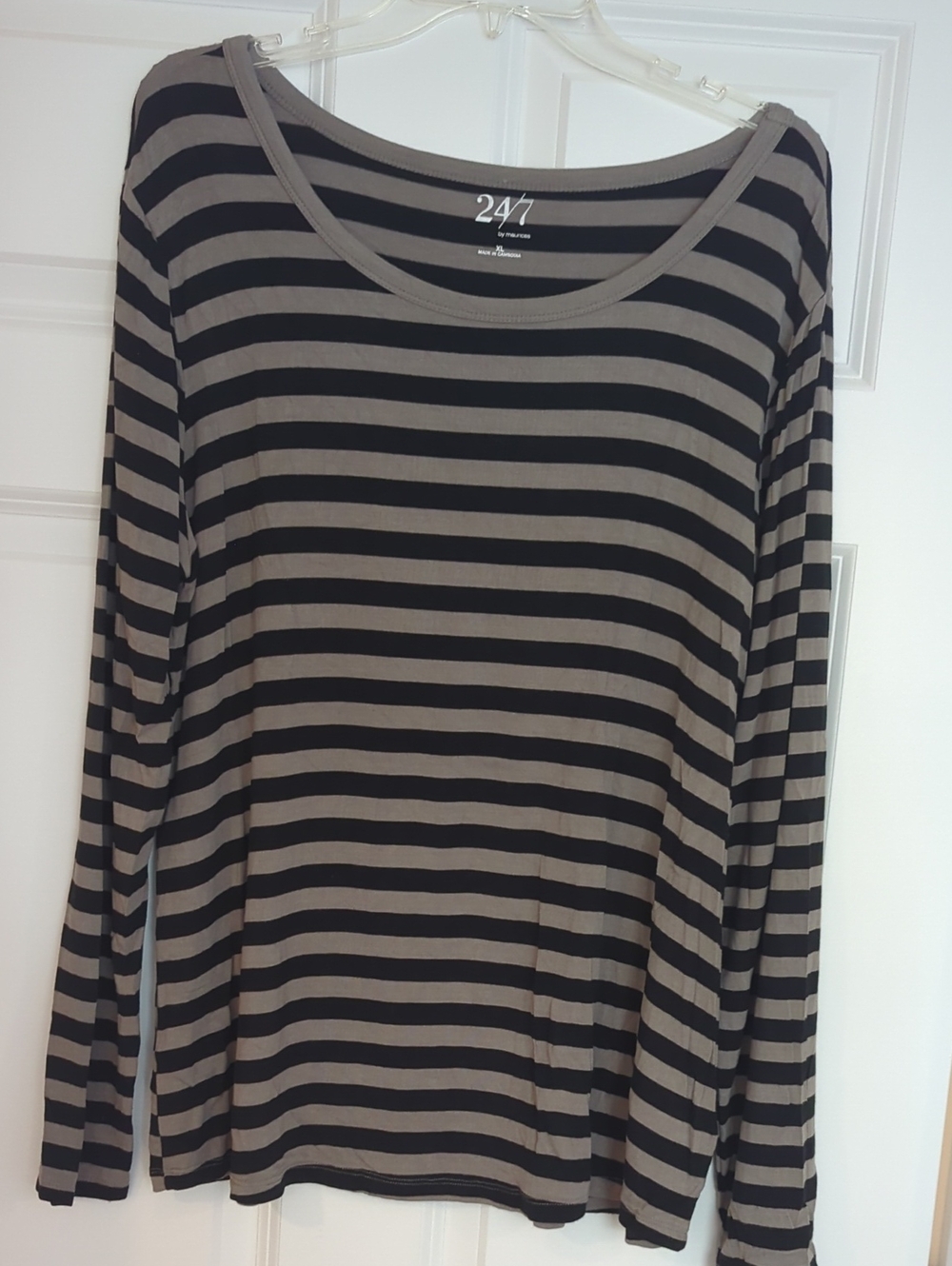 Striped Long-Sleeve Scoop Neck Top - Black and Gray